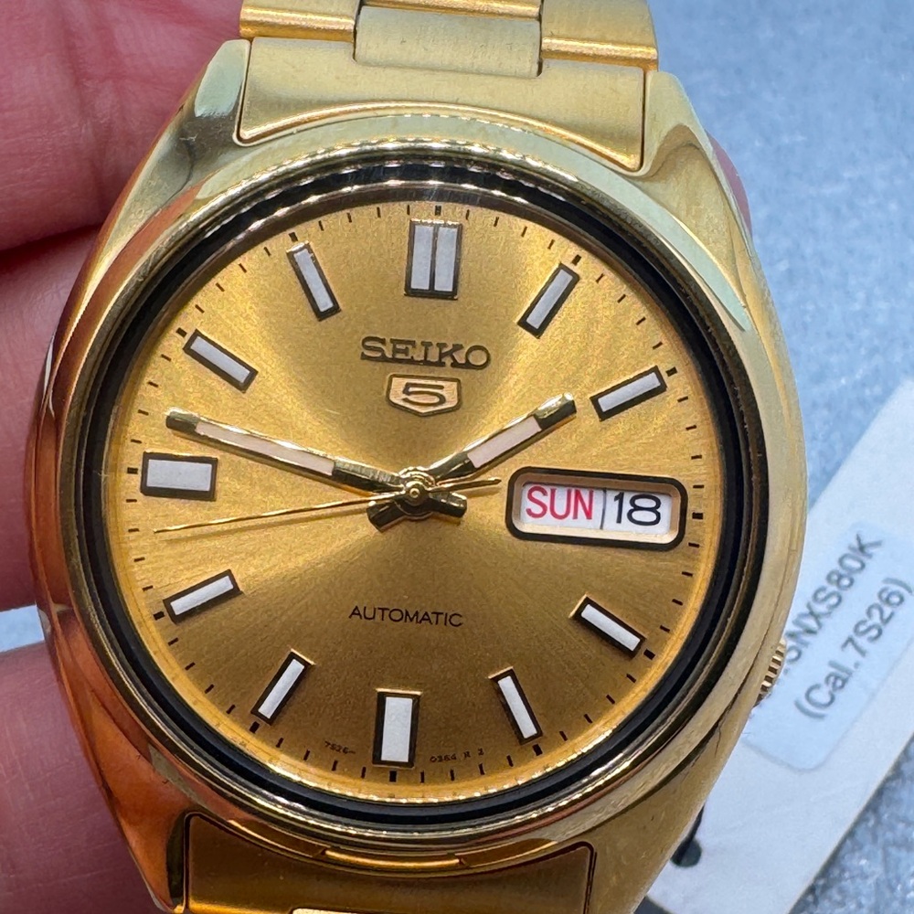 Seiko automatic Watch for Men ,
For Men   Size 37mm Diameter , 
Stainless Steel,